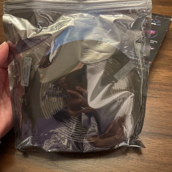 ColorStrip LED Lights 12’ USB Powered Peel and Stick w Holiday Modes AuraLED NEW - Picture 6 of 7